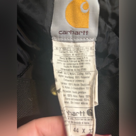 Carhartt Black Insulated Overalls 44x32 - Picture 3 of 3